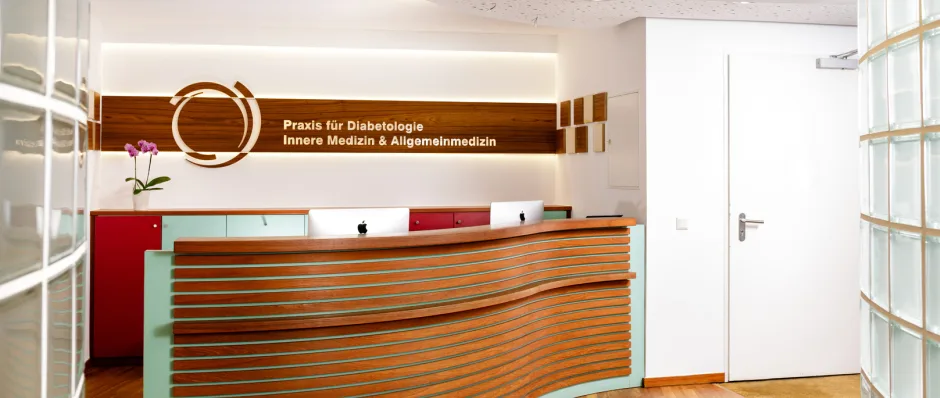 Empfangsbereich der Praxis für Diabetologie Ehrenfeld